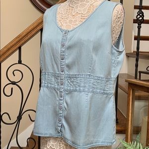 Emma James size L  soft weathered sleeveless top